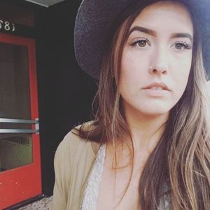 Meet your Posher, Justine